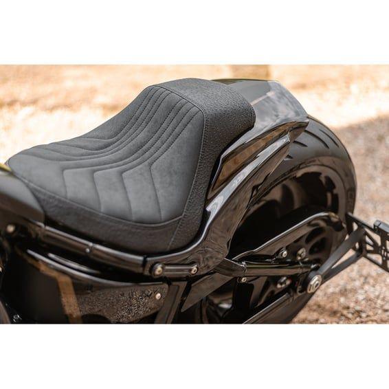 seat for 'Avenger' fender kit. Basic